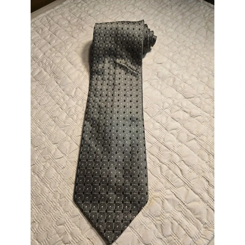 Roberto Villini Mens 100% Silk Necktie Black Silver‎ Handmade Italian Tie Luxury